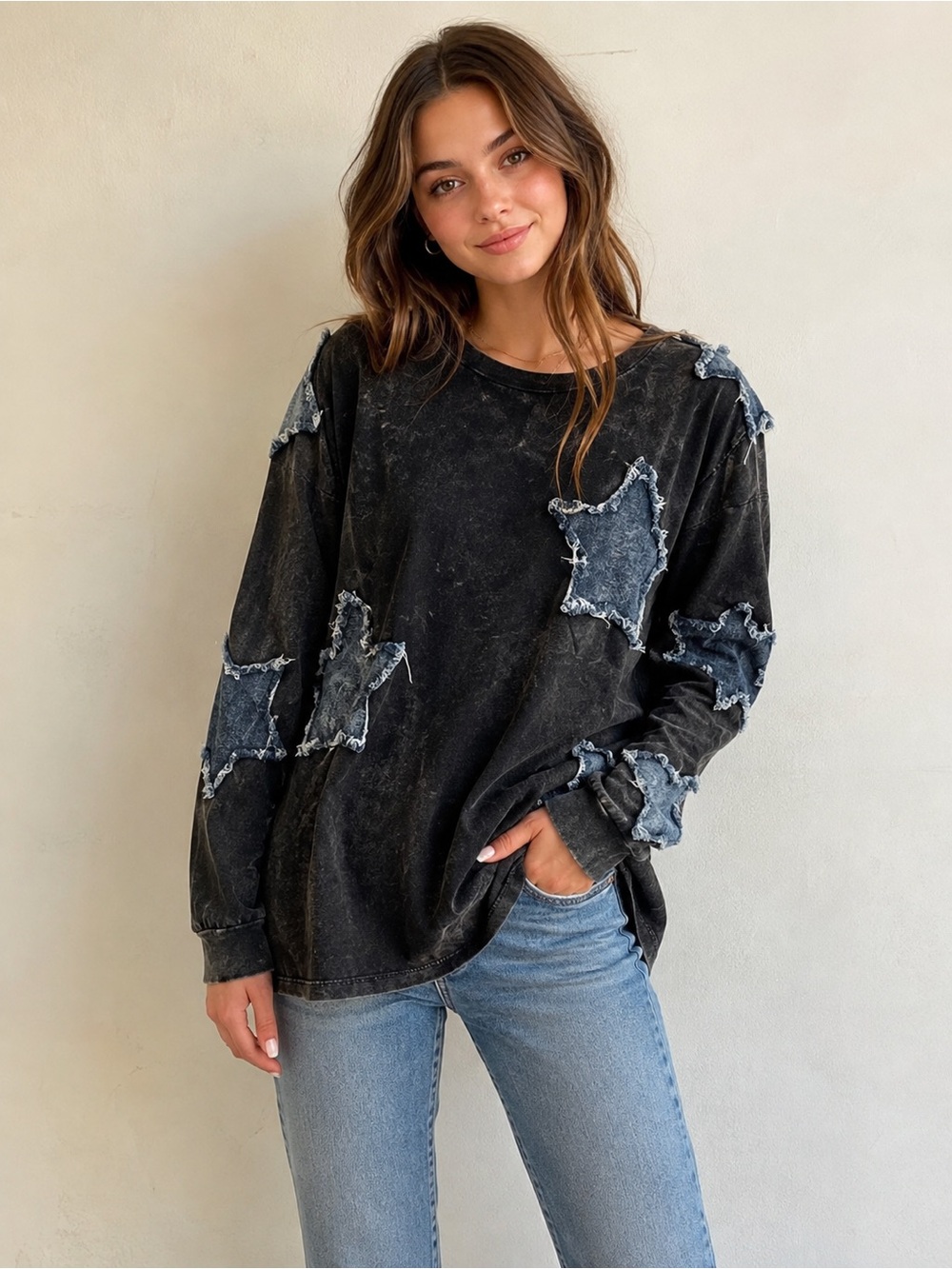 NEW Davi & Dani Washed Denim Star Shirt features a relaxed fit black/blue M